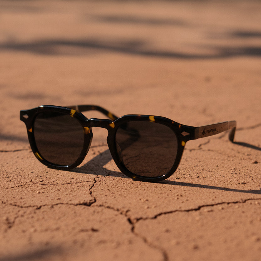 Solitary - Tortoiseshell / Walnut & Maple