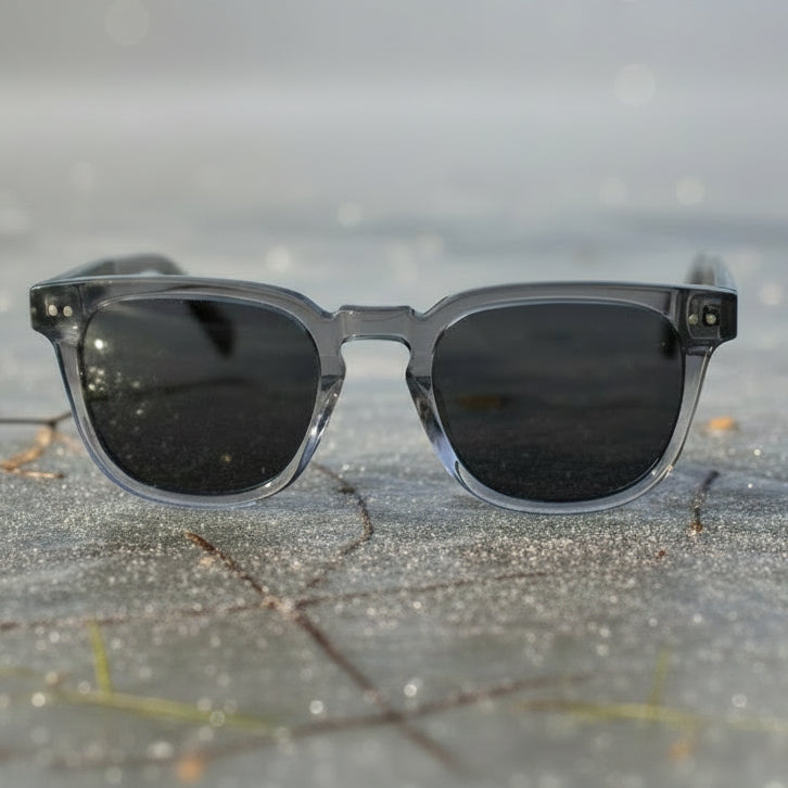 Cloudmaker - Transparent Grey Fade / Walnut & Ebony