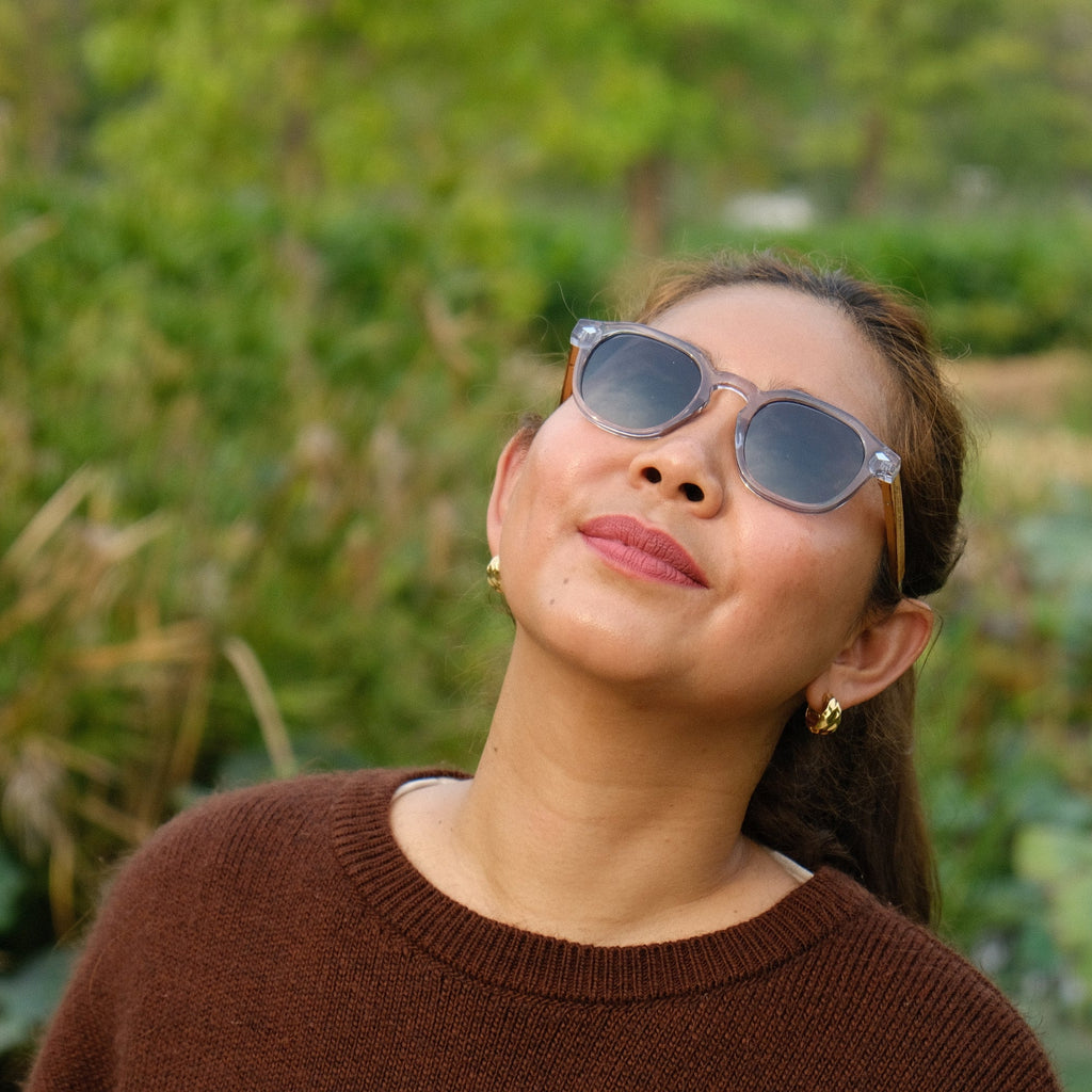 Solitary - Transparent Light Grey / Zebrawood & Maple