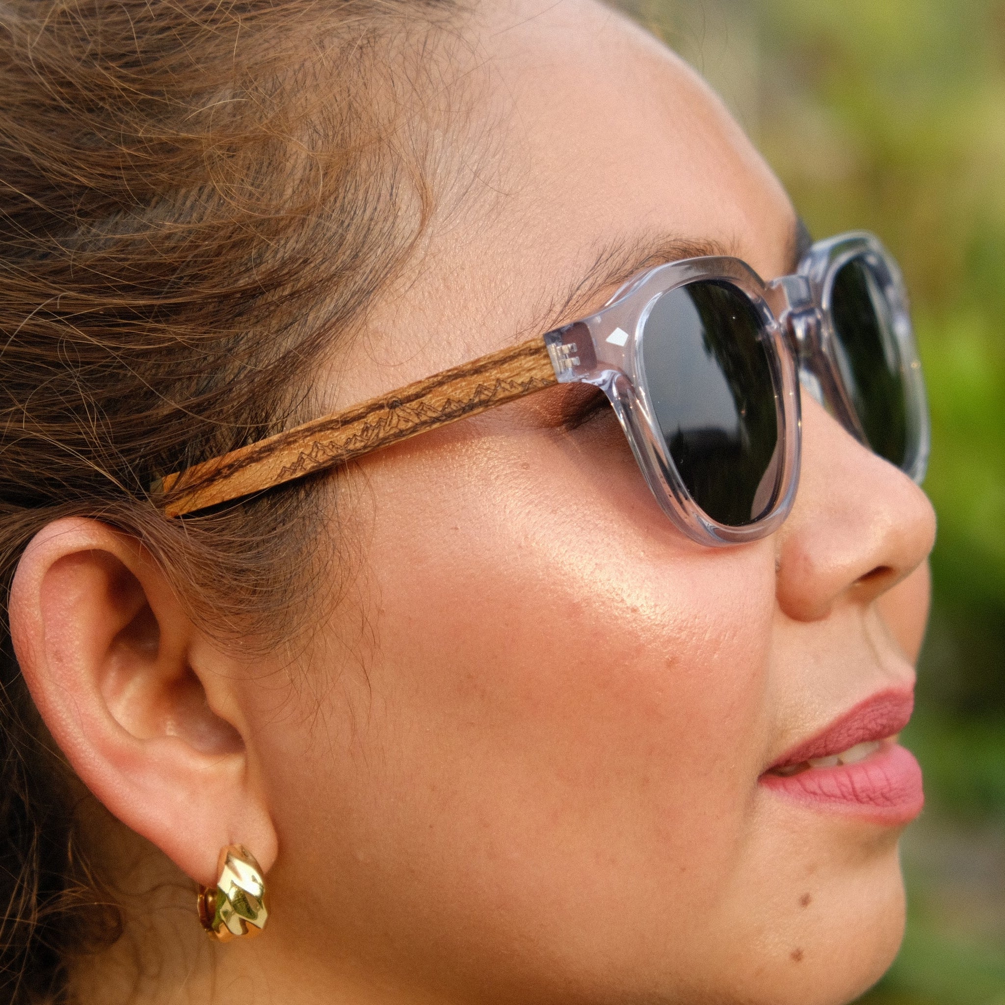 Solitary - Transparent Light Grey / Zebrawood & Maple