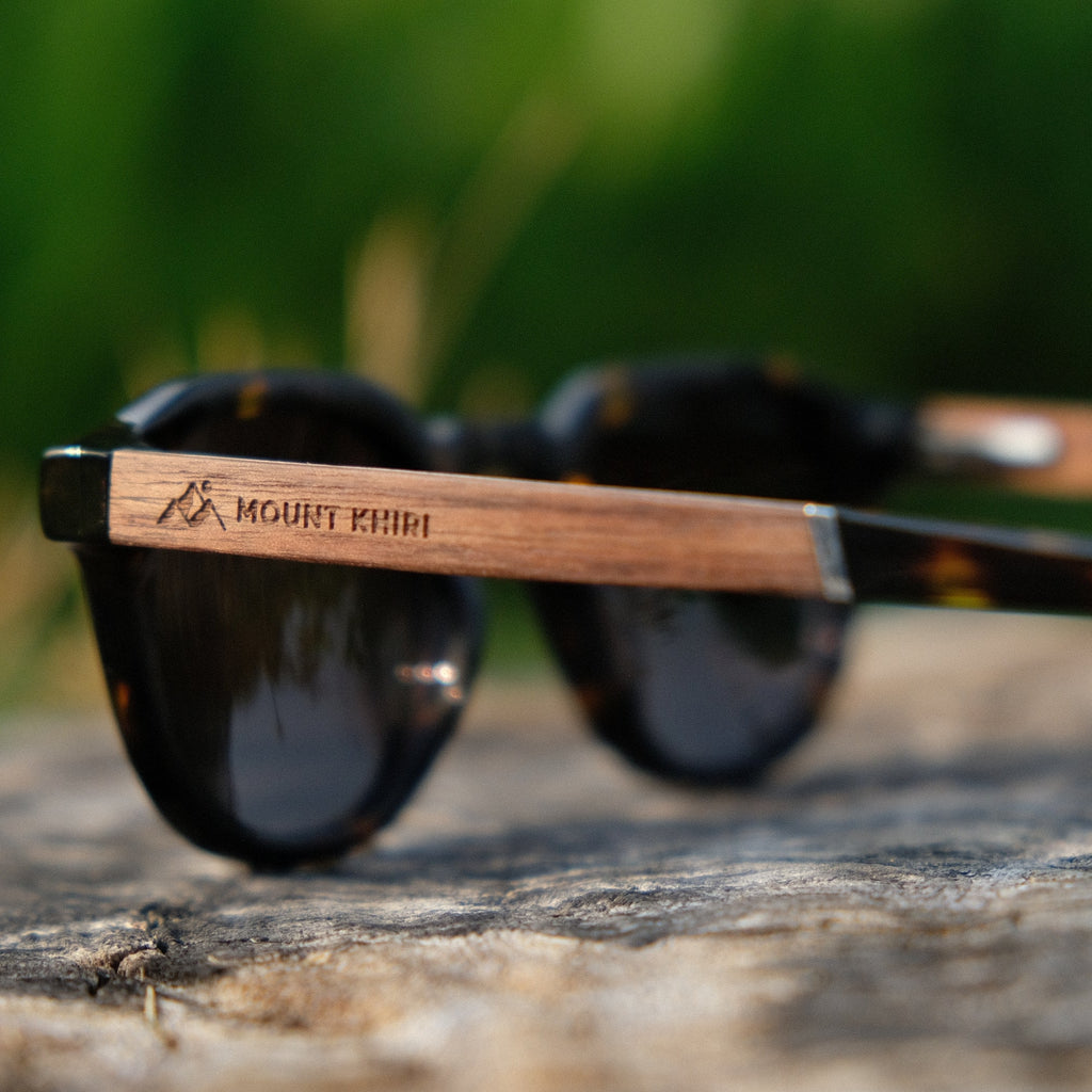 Solitary - Tortoiseshell / Walnut & Maple