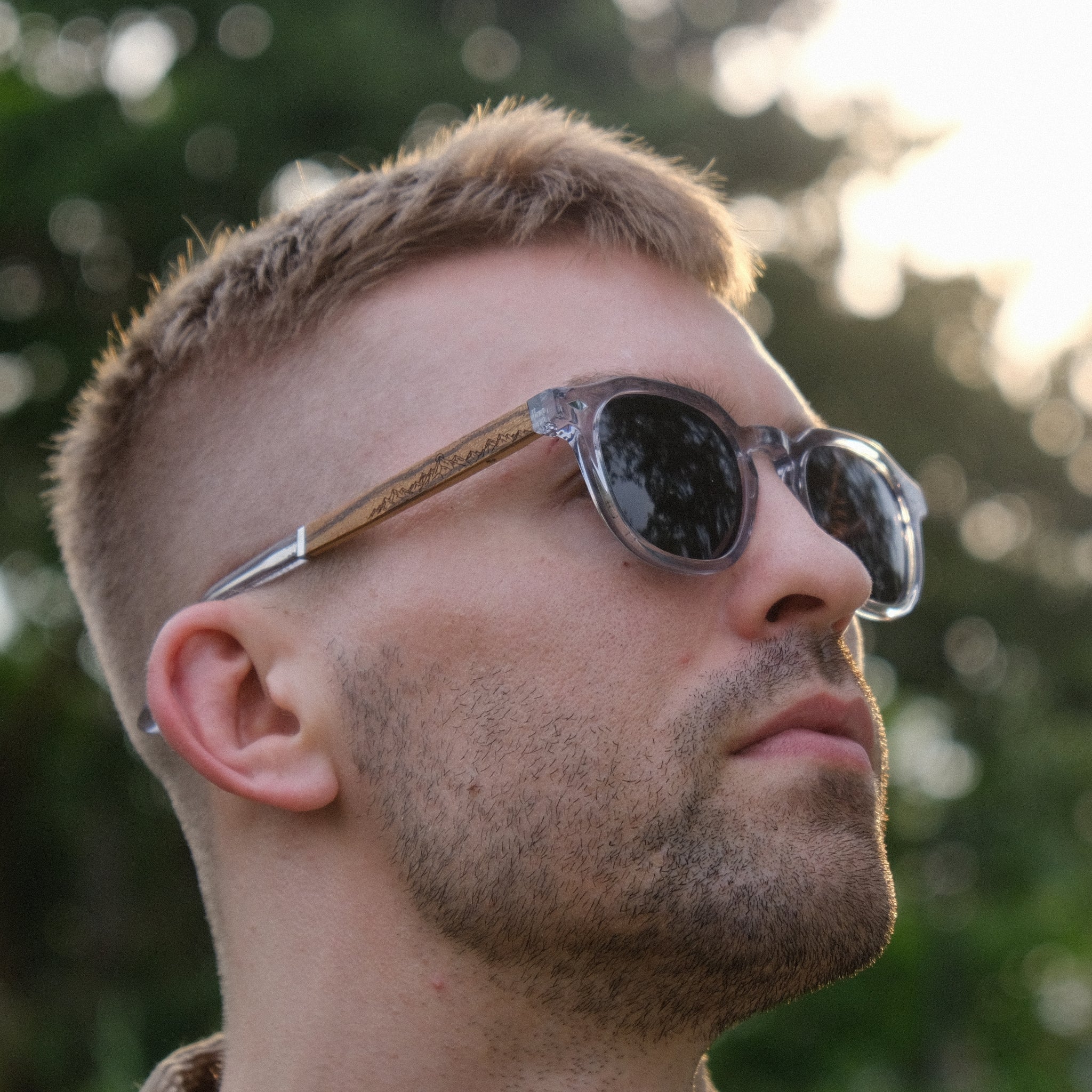 hide クラウンドフレームサングラス Solitary Wooden Sunglasses - Transparent Light Grey / Zebrawood